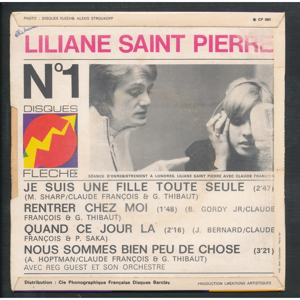 Je suis une fille toute seule rentre chez moi quand ce jour là nous sommes bien peu de