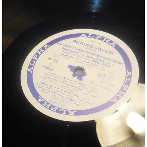 Vivaldi seize sonates pour violon et basse continue by Elisabeth Balmas