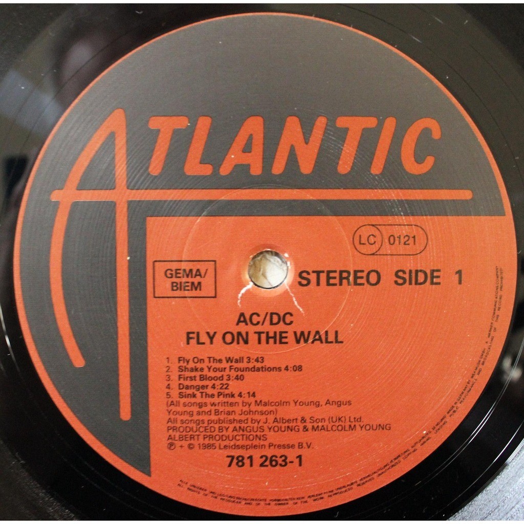 Fly on the wall de Ac/Dc, 33T chez godsave4 - Ref:117903187