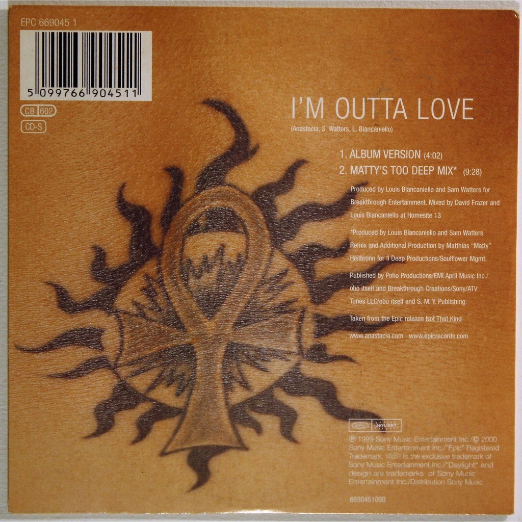 Outta love перевод. Joy i'm in love обложка альбома. Outta love перевод. Le specs outta love. Teslya mercedes текст песни.