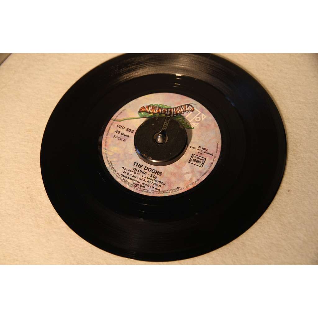 Gloria Doors & Tags 16 Magazine Gloria Stavers Jim Morrison The Doors