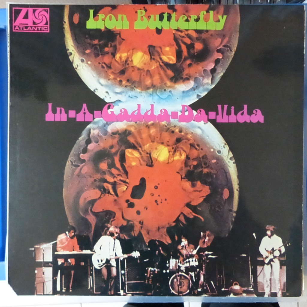 In a gadda da vida de Iron Butterfly, 33 1/3 RPM con blackcircle Ref
