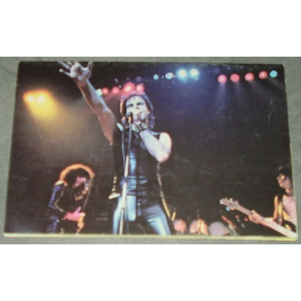  Trust  -  music number one (magazine) 30 pages original 1981 -france 