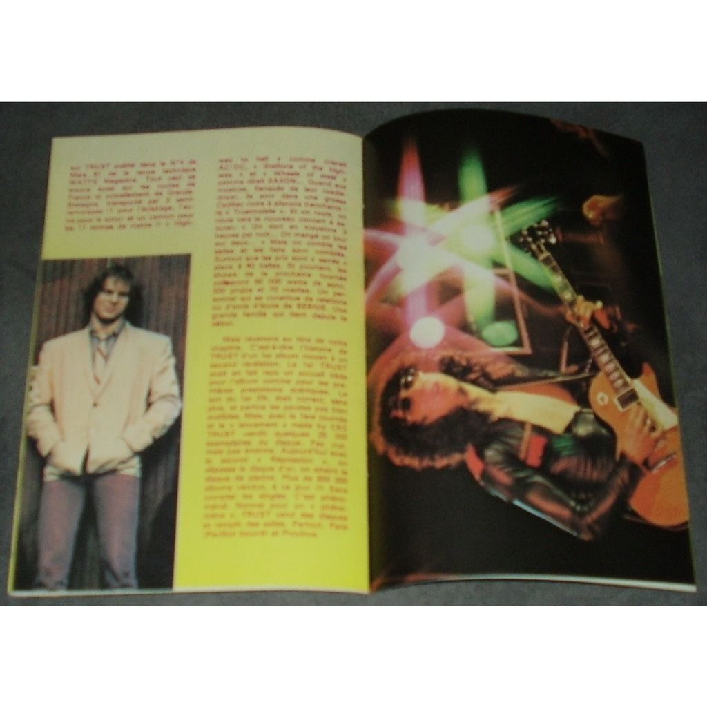  Trust  -  music number one (magazine) 30 pages original 1981 -france 