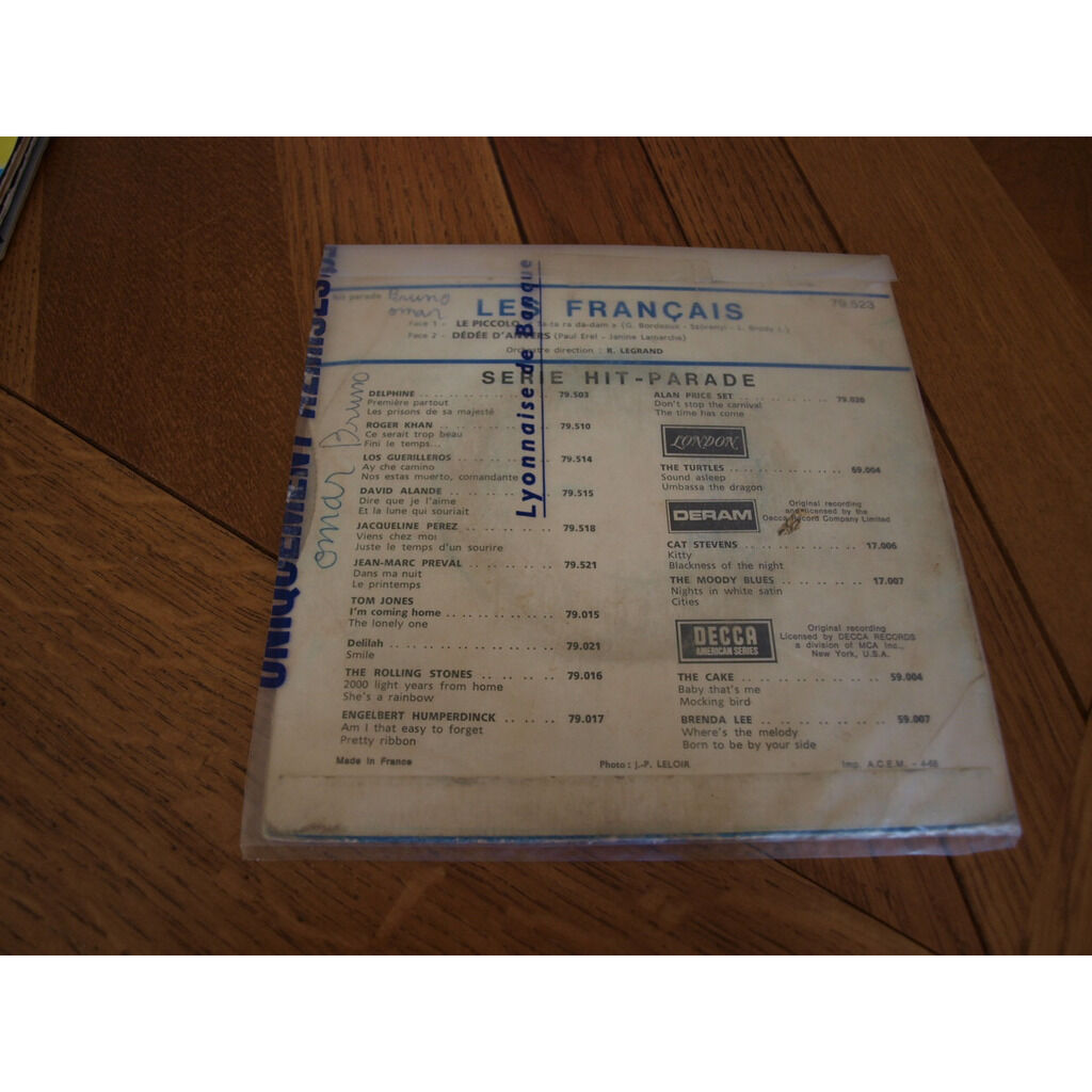 Le piccolo de Les Francais, SP chez petitepom Ref119949941