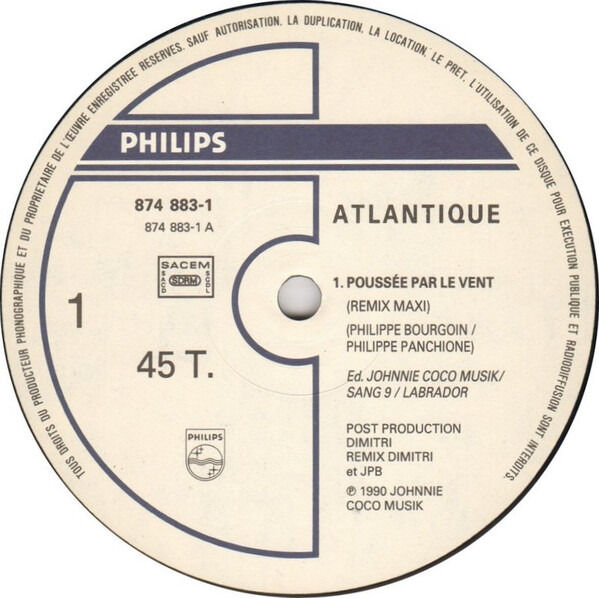  ATLANTIQUE  -  poussée par le vent 