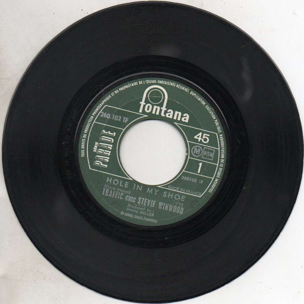 Hole in my shoe / smiling phases de Traffic (Label Fontana), SP chez