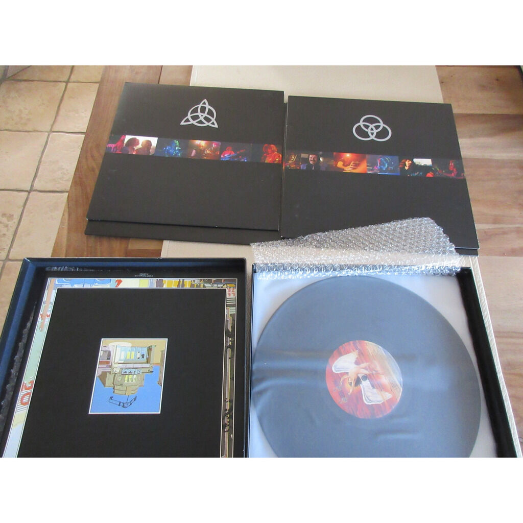 The song remains the same coffret 4 lp de Led Zeppelin, Coffret 33T