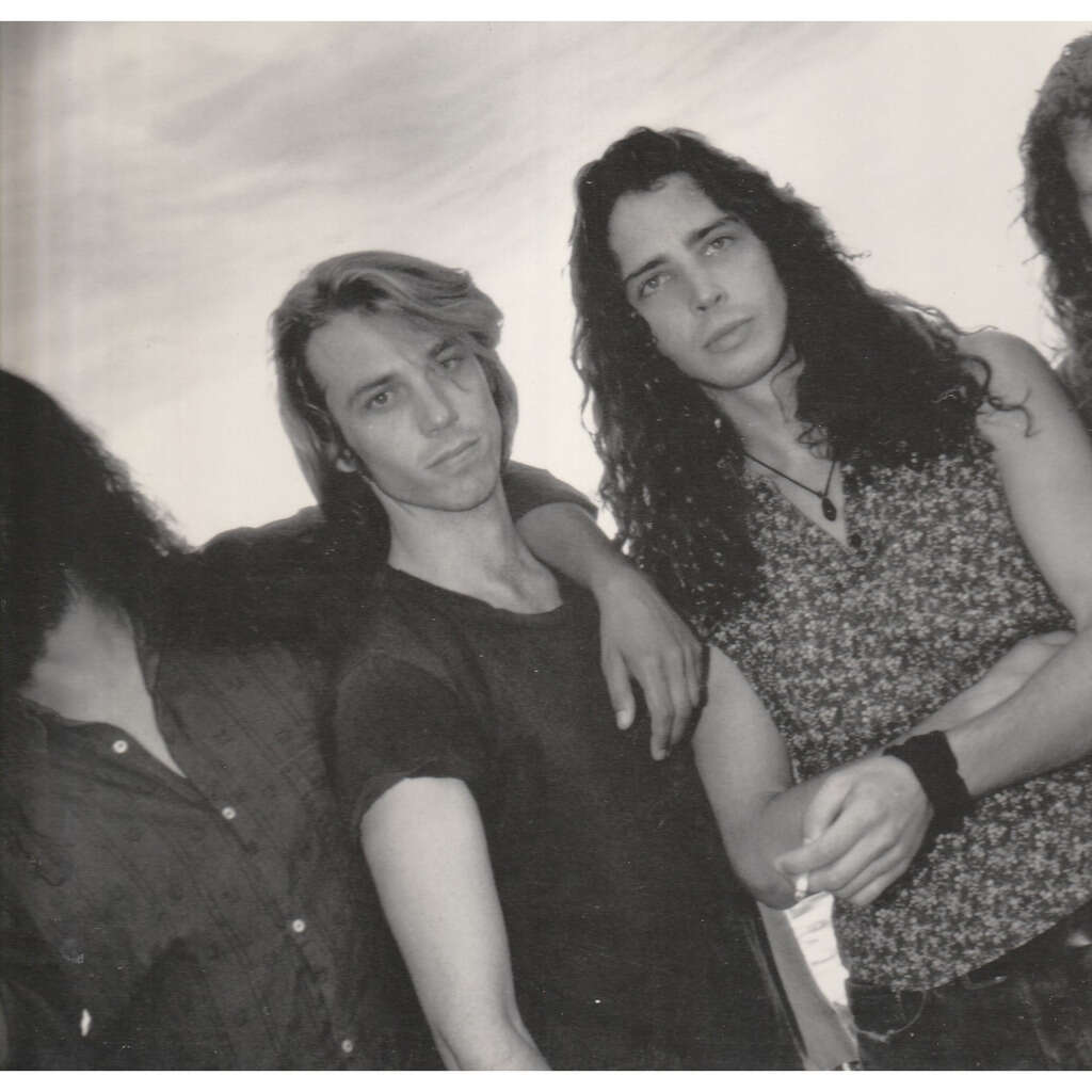  hands all over promo 