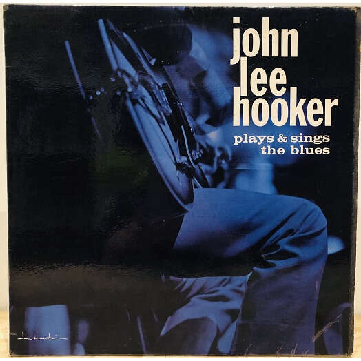  plays & sings the blues 