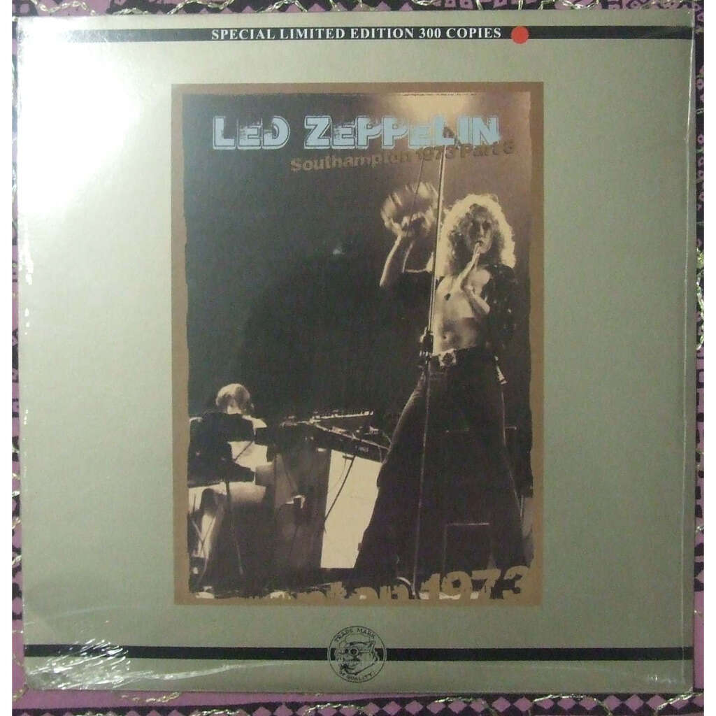 Southampton 1973 part 3 by Led Zeppelin, LP with mag61 - Ref:126747748