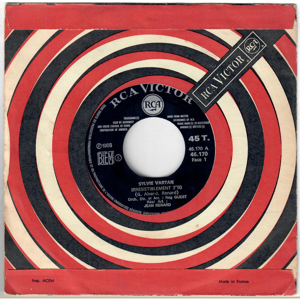  SYLVIE VARTAN  -  irrésistiblement / je suis comme ça 