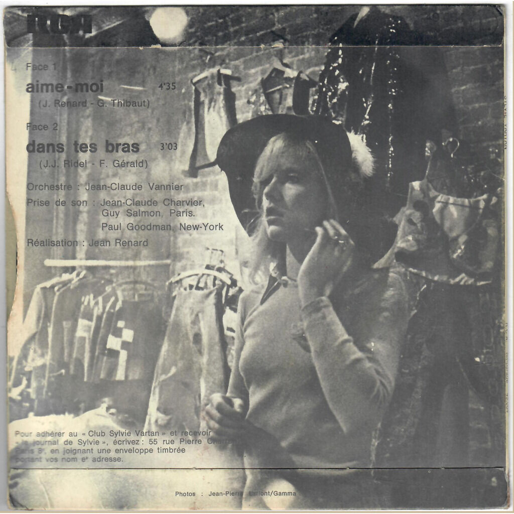  SYLVIE VARTAN  -  aime-moi / dans tes bras 