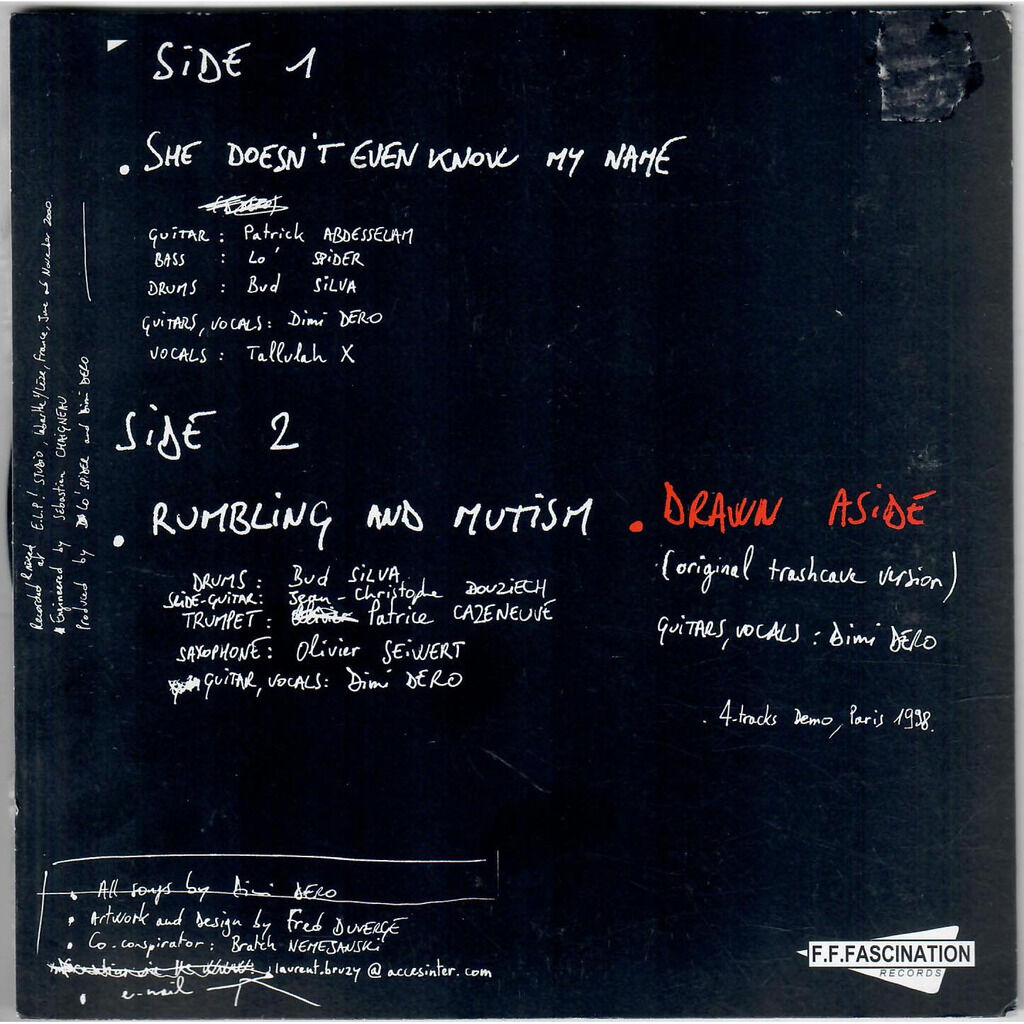  Dimi Déro  -  drawn aside 