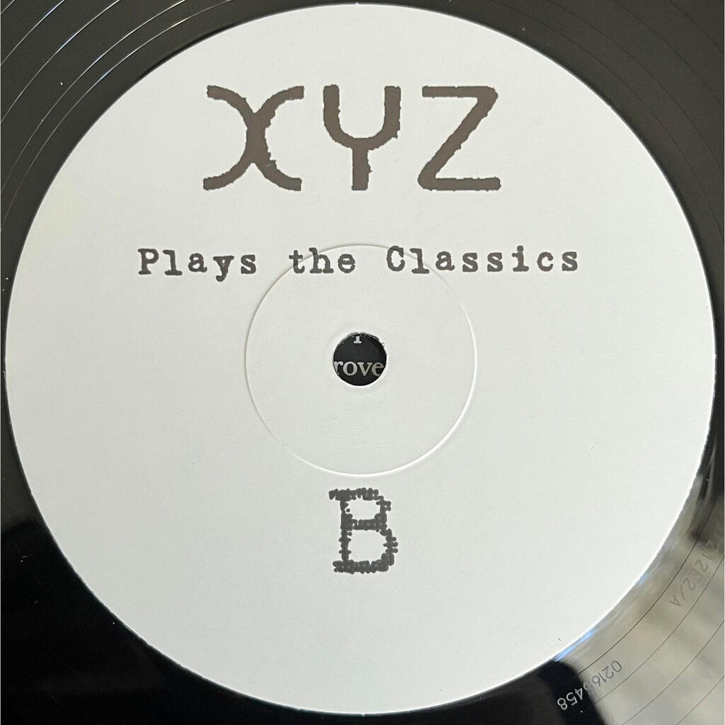  XYZ (17)  -  plays the classics 