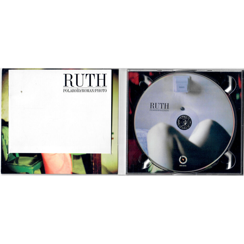  Ruth  -  polaroïd/roman/photo 