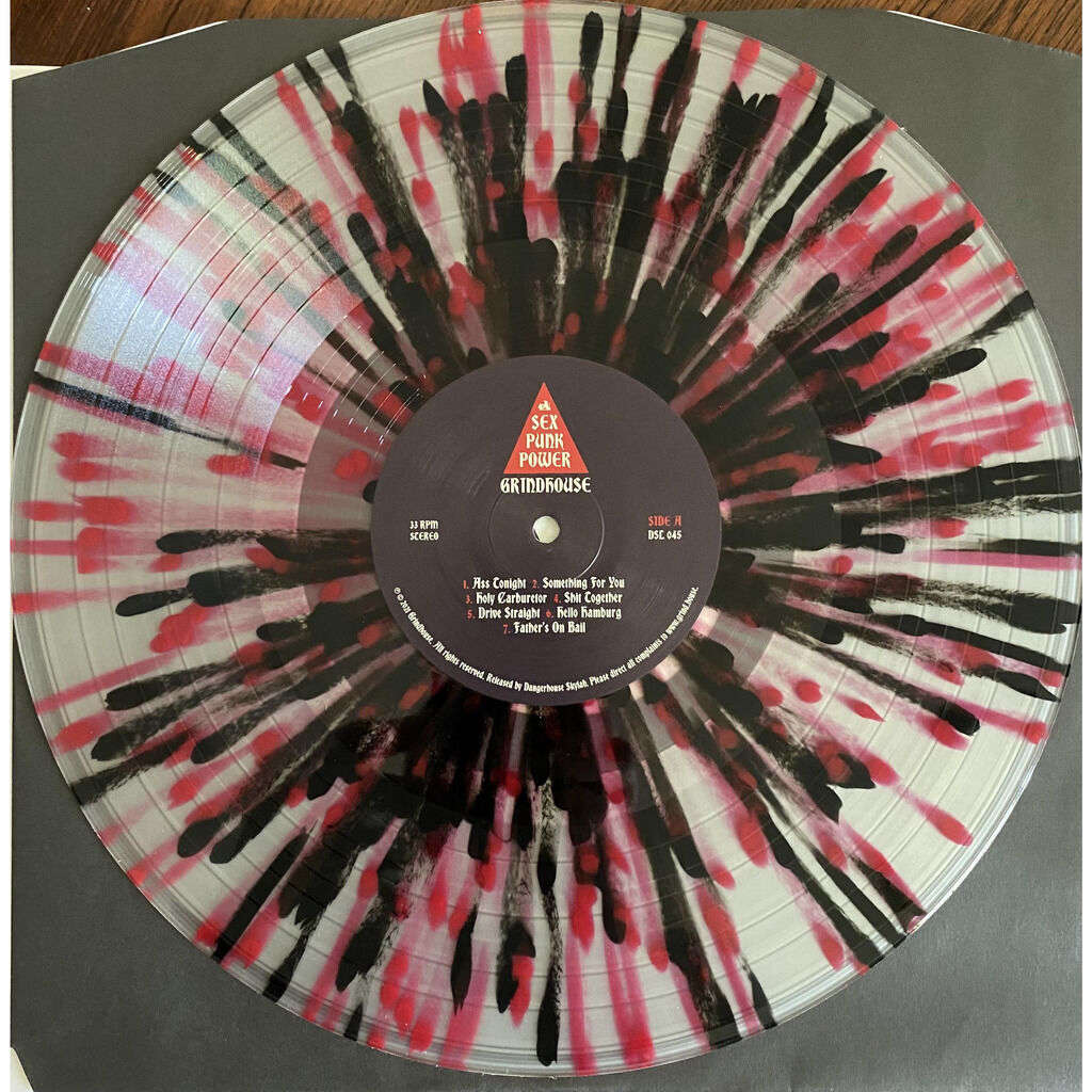  Grindhouse (3)  -  sex punk power 