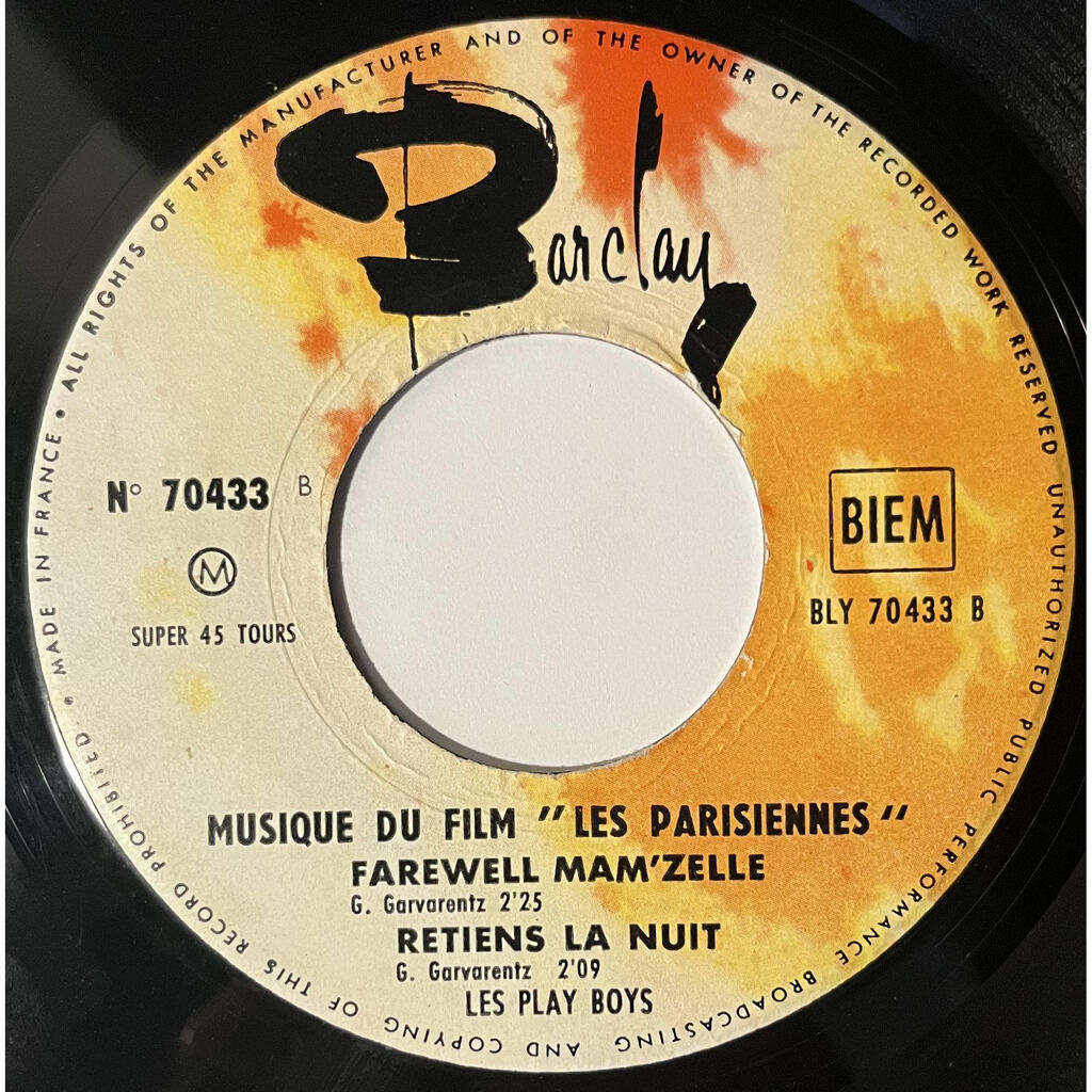  Les Chaussettes Noires Avec Gillian Hills Et Les Play Boys (2)  -  musique du film 'les parisiennes' 