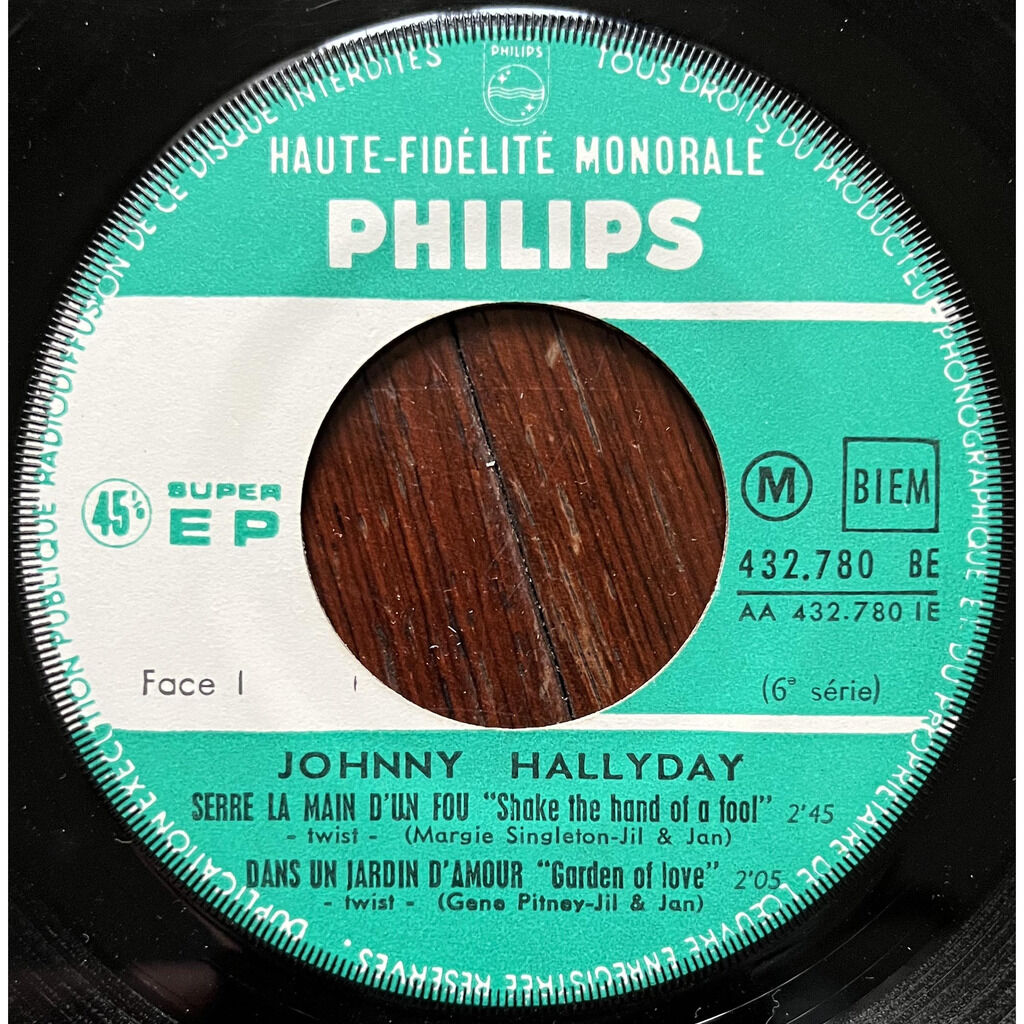  Johnny Hallyday  -  serre la main d'un fou 