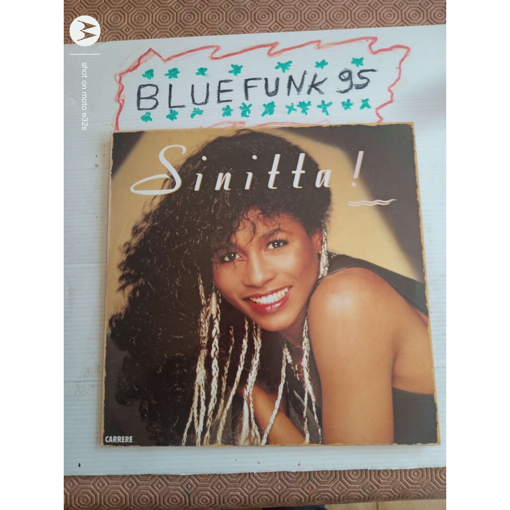 Sinitta Sinitta !