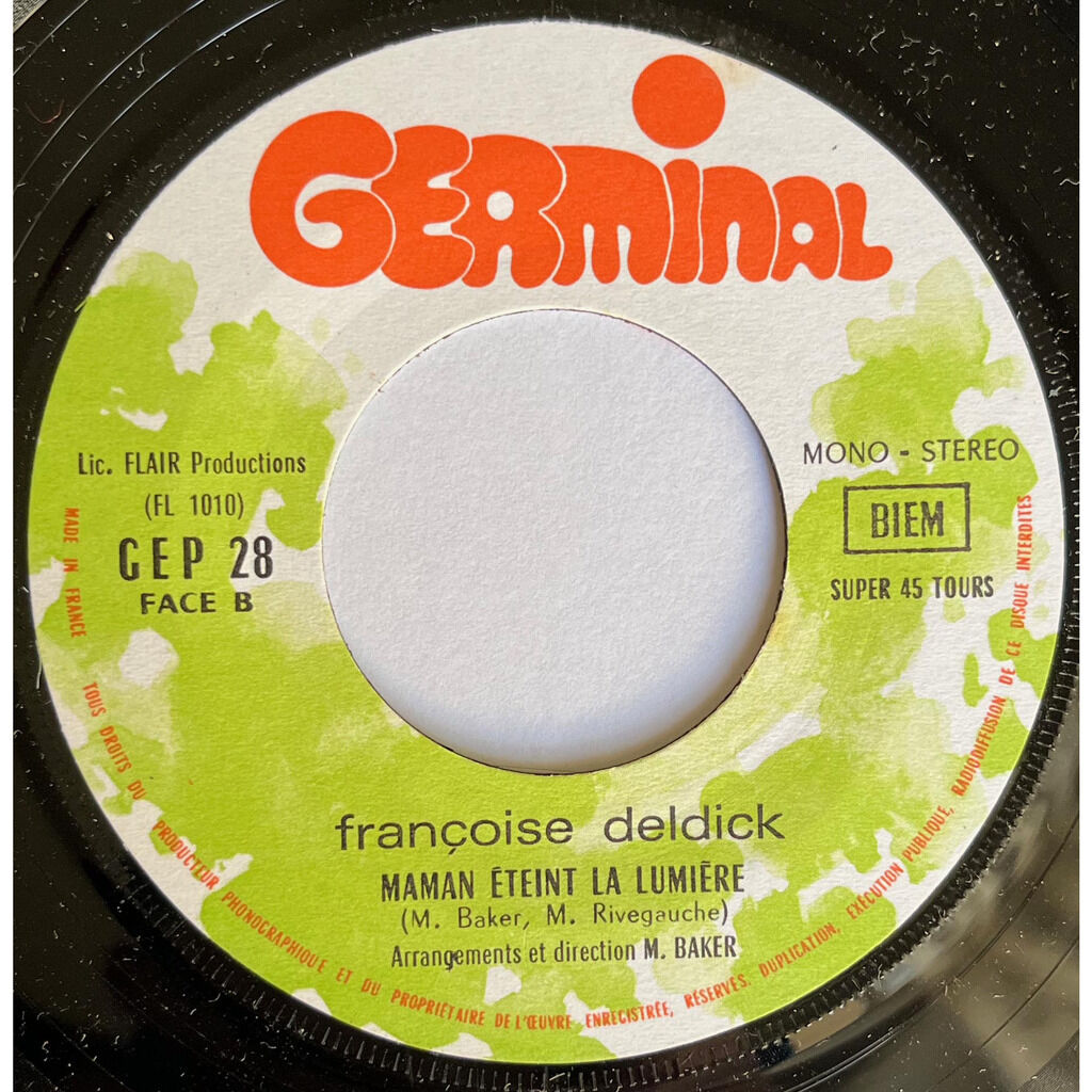  Françoise Deldick  -  tout'nue les mains dans les poches 