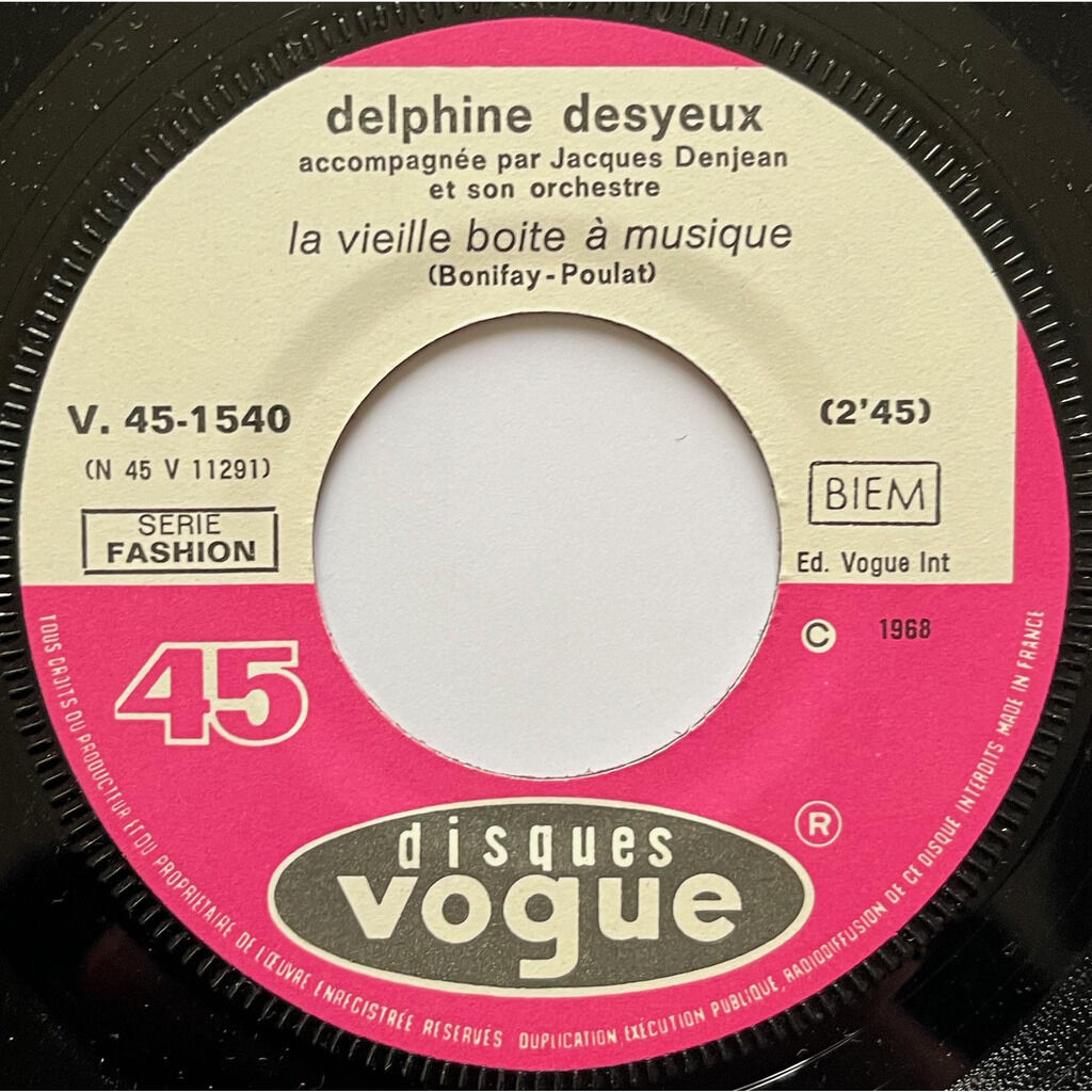  Delphine Desyeux Jacques Denjean  -  l'amie le petit chien et le garçon que j'aimais bien / la vielle boîte a musique 