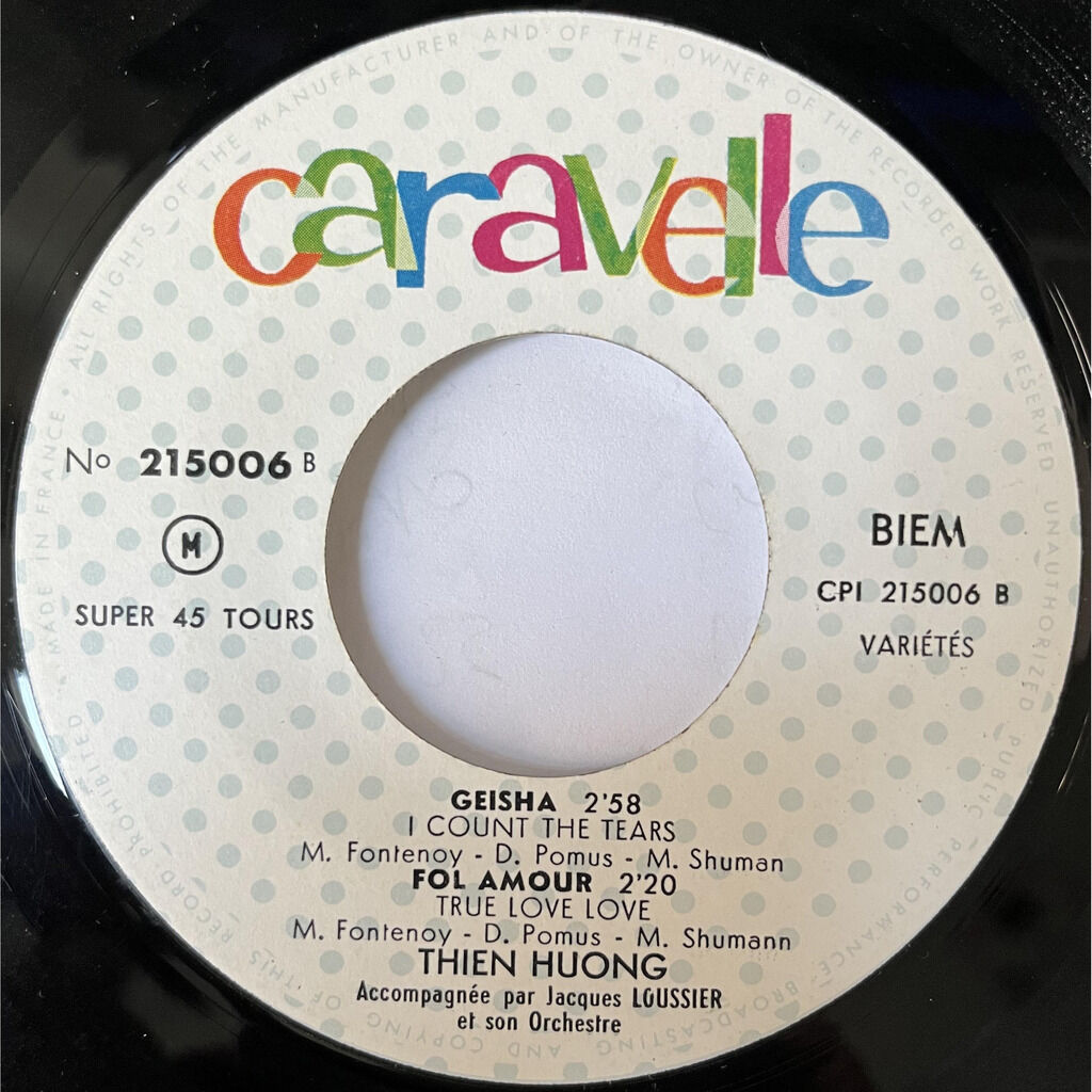  Thiên Hương Accompagnée Jacques Loussier Et Son Orchestre  -  le monde de suzie wong 